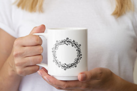 Wreath Frame Black and White -5 Decorative Elements